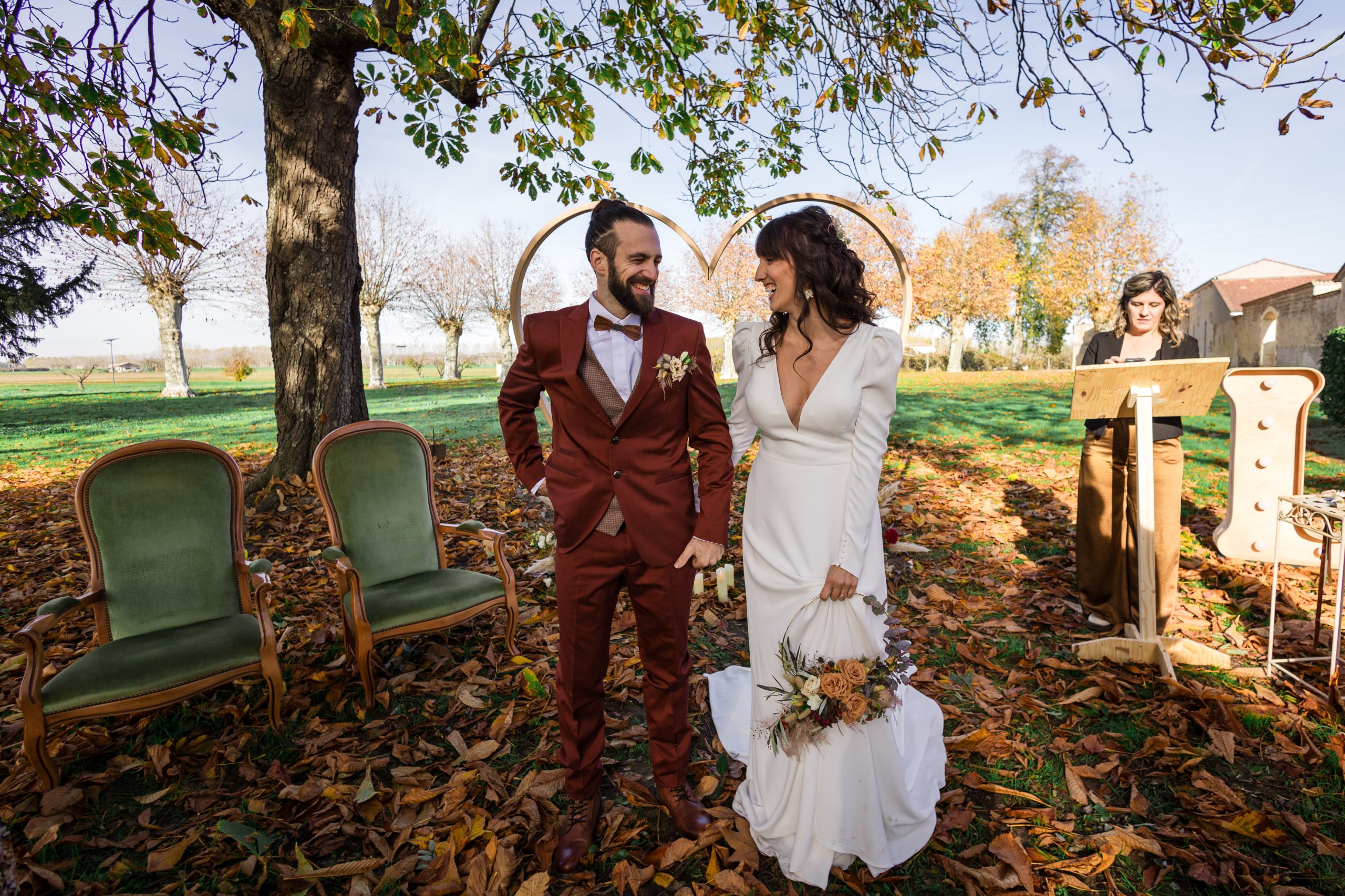 location arche coeur en bois