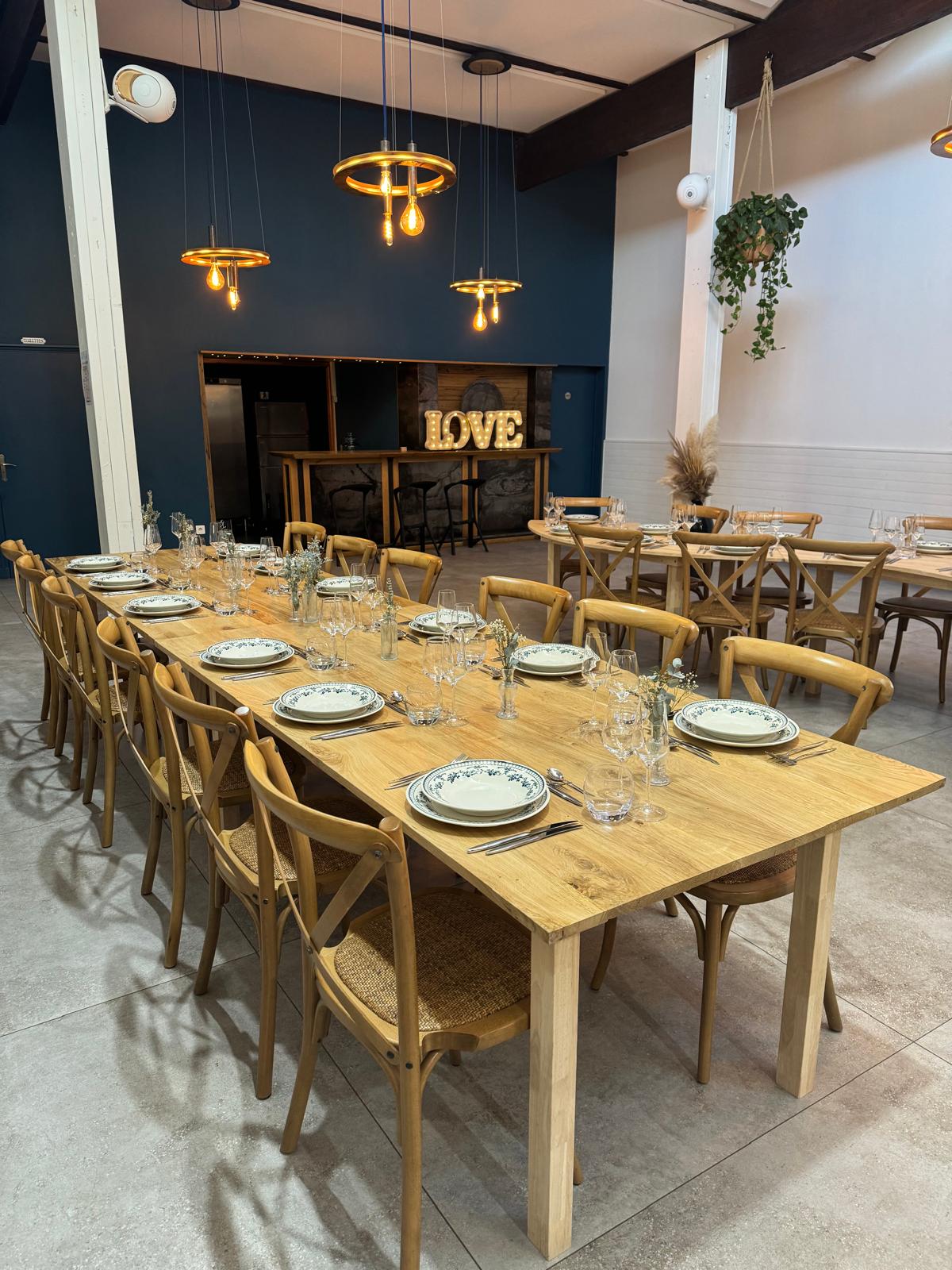table chene vaisselle logis